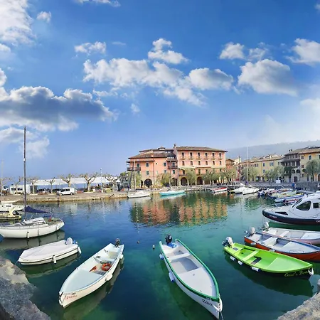 Casa Federica, Fronte Lago, *